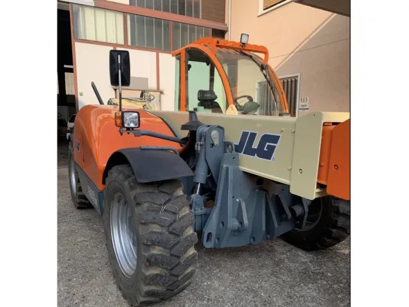 Telescopico 3513 JLG