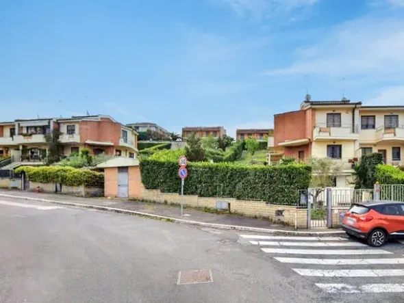 #25429 Terreno agricolo per pertinenze