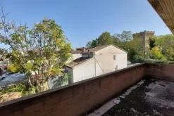 #19090 Terreno con fabbricato in corso di costruzione