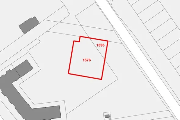 #2639697 Terreno edificabile con struttura da demolire