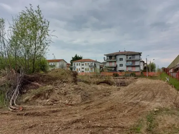 #16210 Terreno edificabile di 14.484 mq