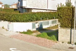 #20609 Terreno edificabile per edificio residenziale