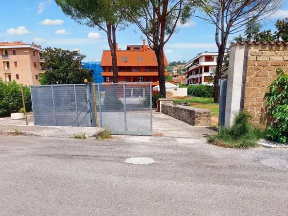 #21547 Terreno edificabile residenziale di 1.280 mq