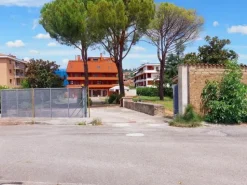 #21547 Terreno edificabile residenziale di 1.280 mq