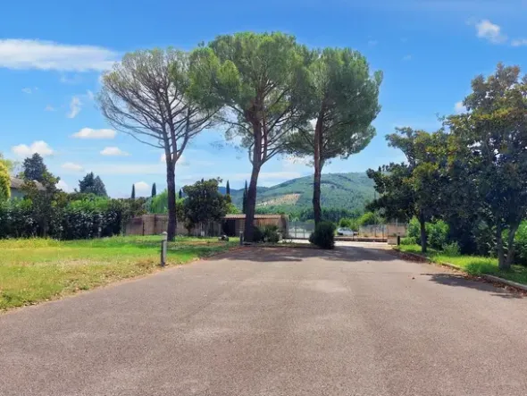 #21547 Terreno edificabile residenziale di 1.280 mq