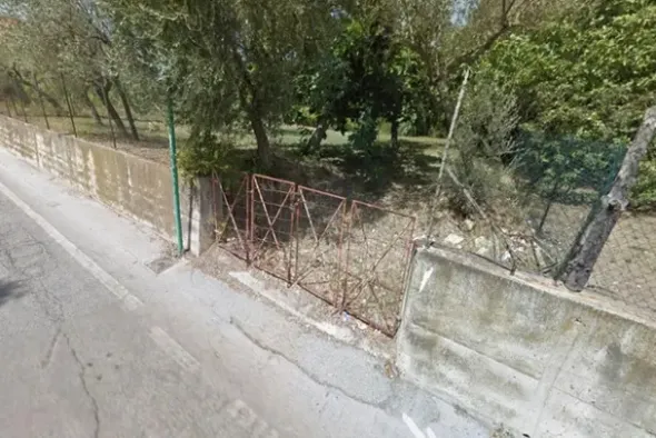 #4830 Terreno in zona di completamento e ristrutturazione di tipo estensivo