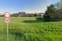 #22650 Terreno parzialmente edificabile di 2248 mq