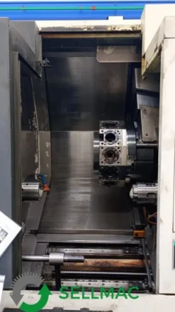 TORNIO CNC COMPLETO DI CARICATORE DI BARRE CORTO