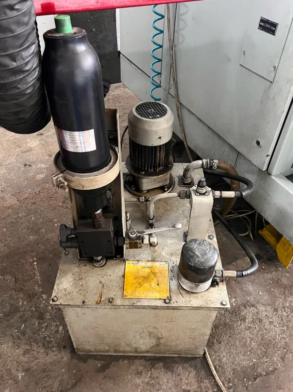 TORNIO CNC GSK 980TD
