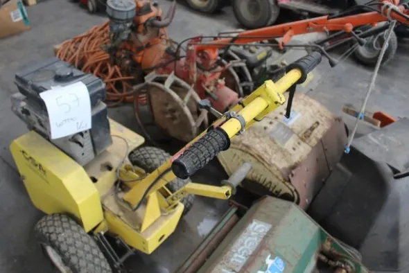 14#5817 Tosaerba John Deere e motozappe