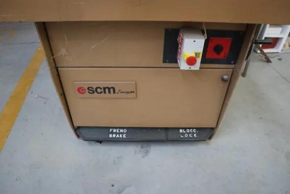 11#4675 Toupie SCM