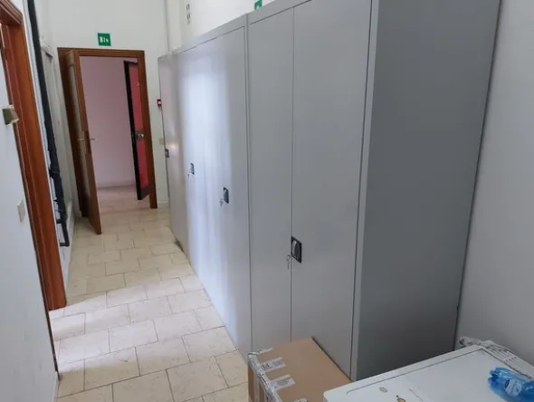 1#7915 Trancia Atom scaffalatura attrezzatura per confezione e arredo d'ufficio