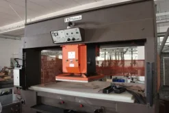 2#7094 Trancia verticale F63 Hydraulic