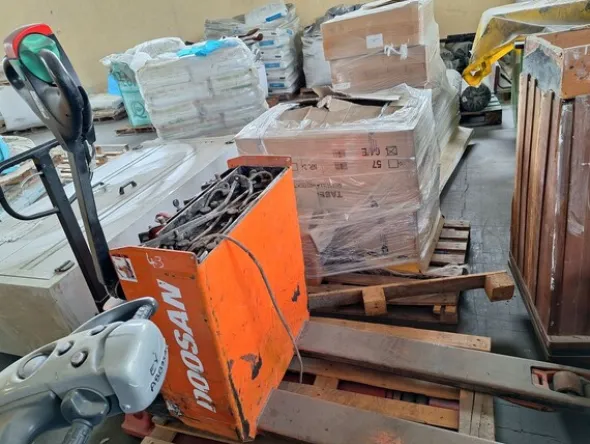 43#8350 TRANSPALLET ELETTRICO Doosan LEDH20