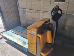 21#9825 Transpallet elettrico Jungherinrich