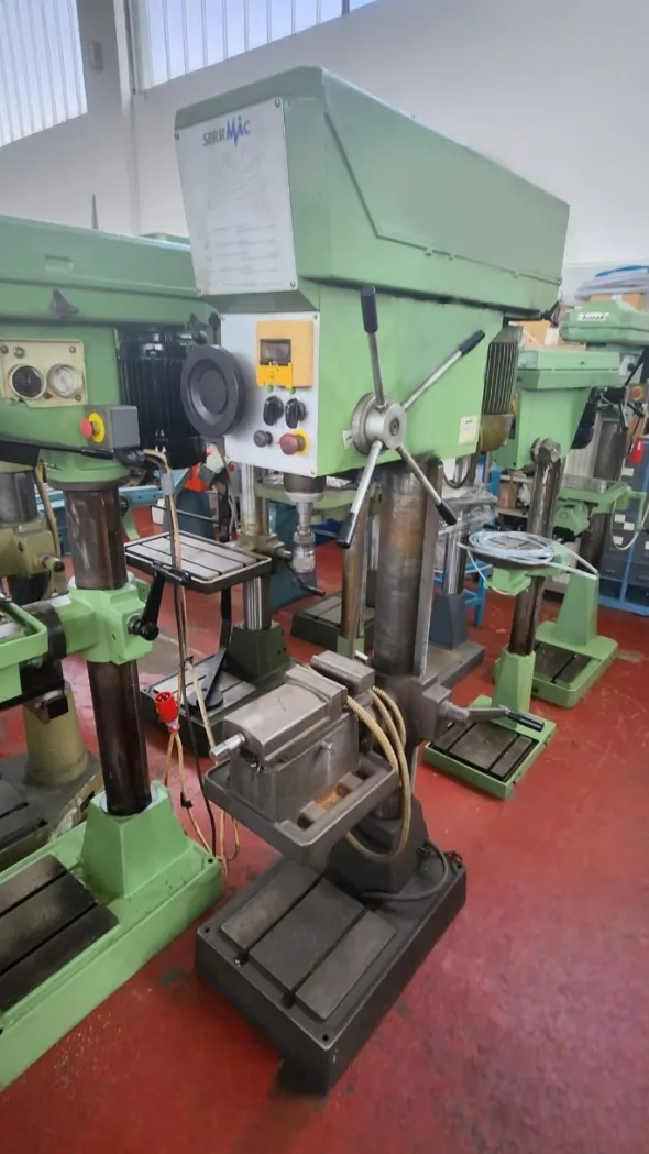 Trapano a colonna Serrmac mod R40