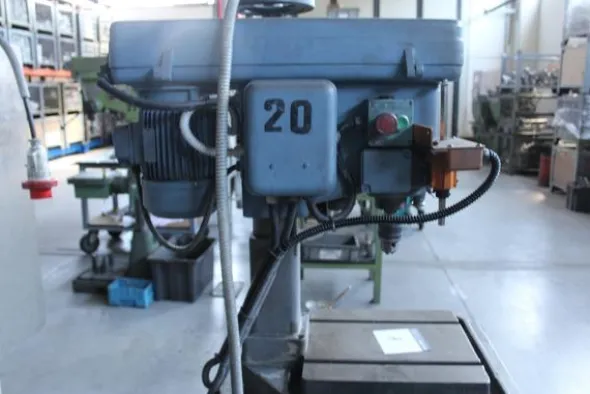 8#4318 Trapano verticale Industrie Meccaniche