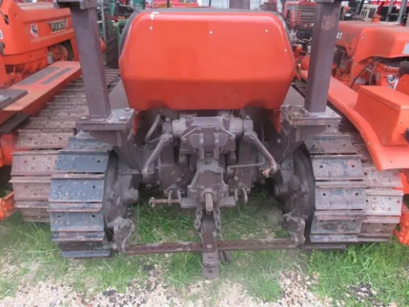 84#7078 Trattore agricolo cingolato Fiat