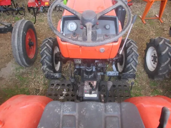 81#7078 Trattore agricolo Yanmar