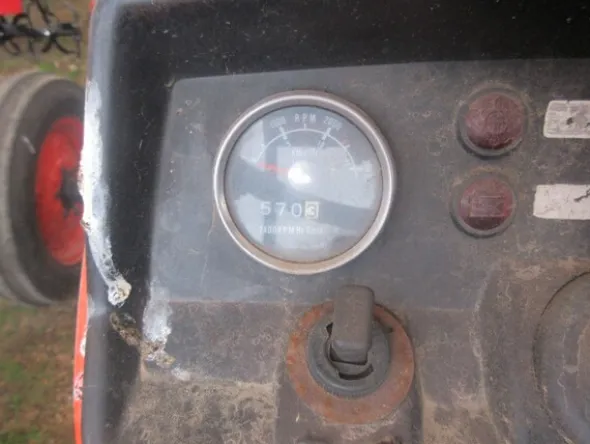 81#7078 Trattore agricolo Yanmar