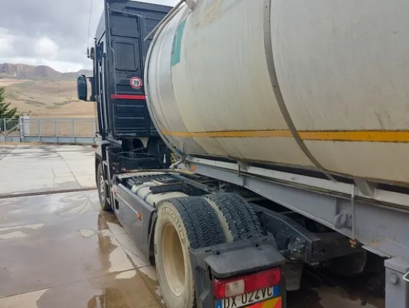 7#8039 Trattore cabinato Renault Truck Magnum TR500