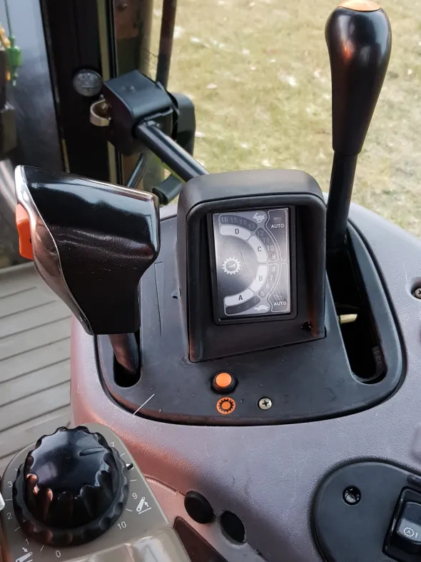 Trattore CASE IH MXU 135