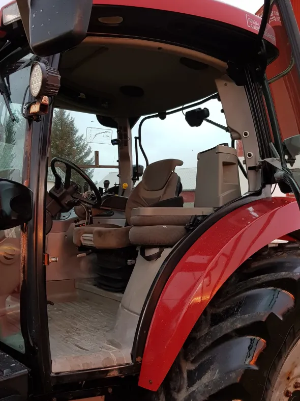 Trattore CASE IH MXU 135