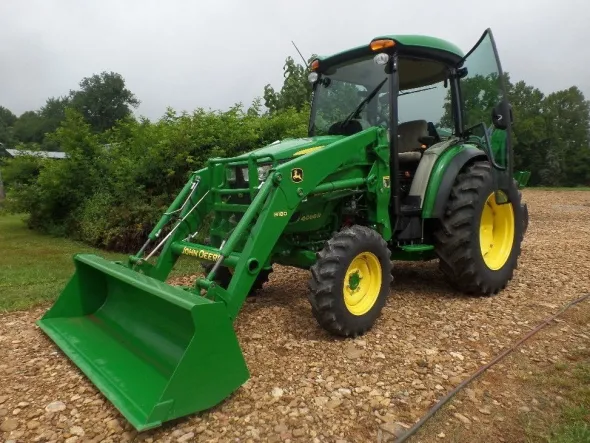 Trattore John Deere 4066