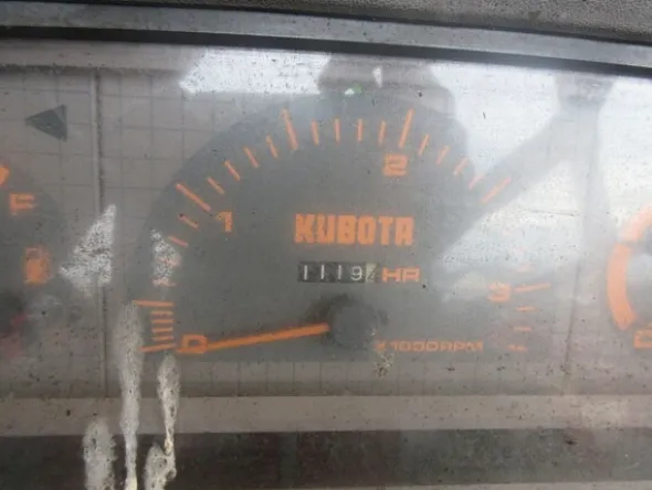 38#7078 Trattore Kubota e aratro Del Morino