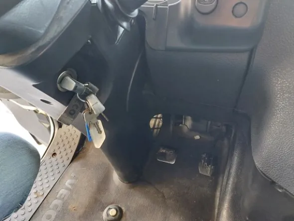 10#7528 Trattore per semirimorchio Iveco