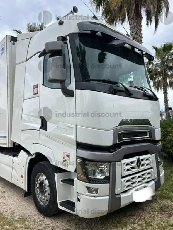3#9676 Trattore Renault T 480