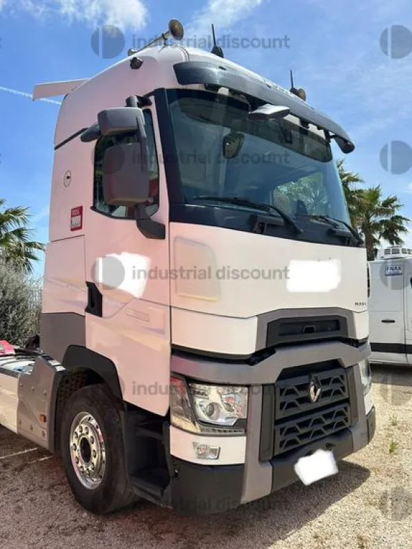 1#9676 Trattore Renault T480