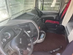5#8581 Trattore stradale DAF