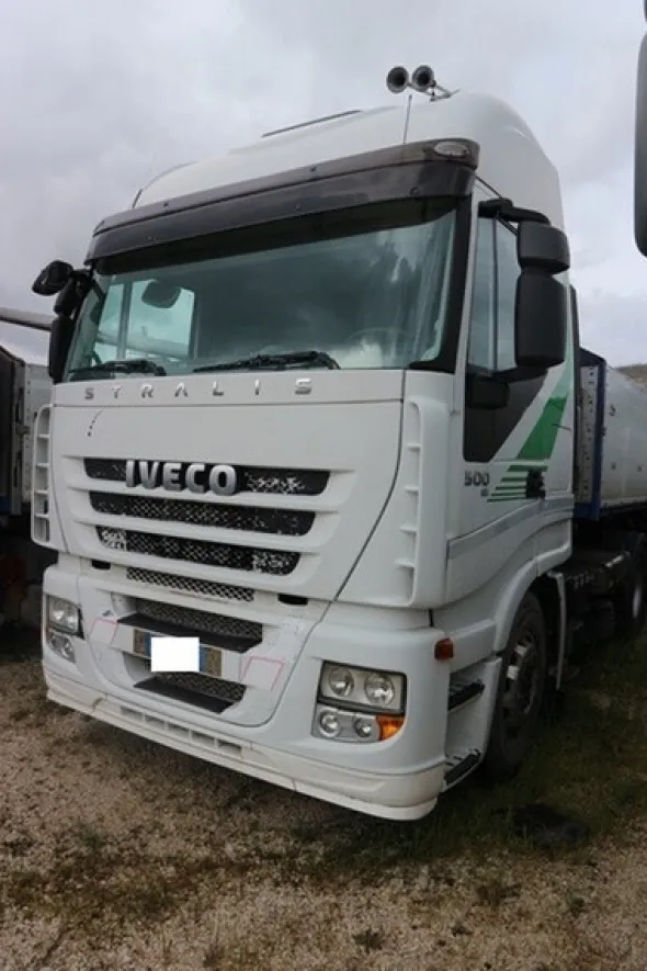 6#7092 Trattore stradale Iveco