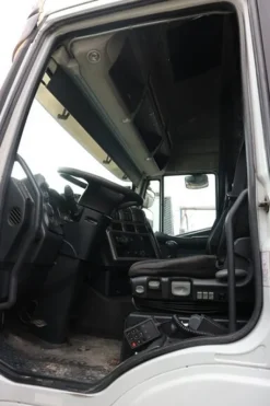 6#7092 Trattore stradale Iveco
