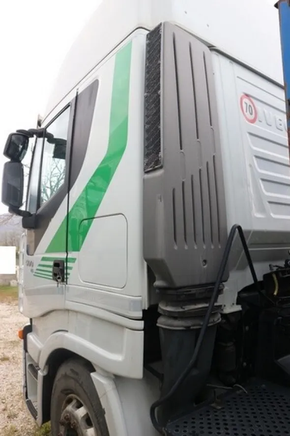6#7092 Trattore stradale Iveco