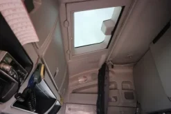 7#7092 Trattore stradale Iveco
