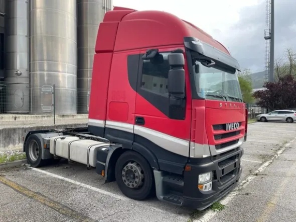 14#8302 Trattore stradale Iveco Magirus