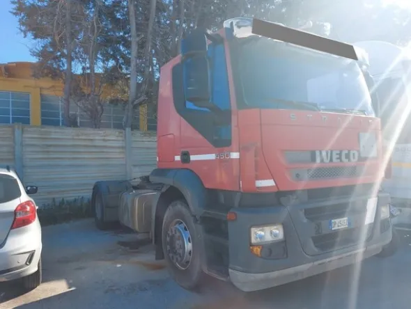 18#5809 Trattore stradale Iveco Magirus A440ST/E4