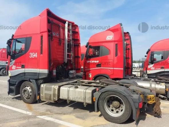 5#8572 Trattore stradale Iveco Stralis 460