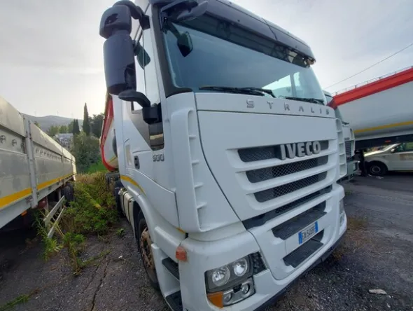 24#8017 Trattore stradale Iveco Stralis 500