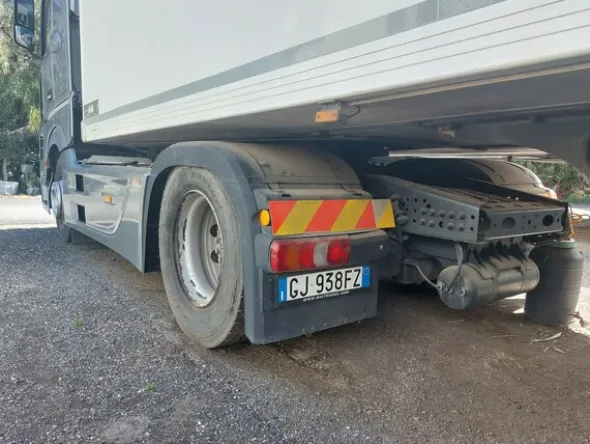1#8351 Trattore stradale MERCEDES DAIMLER AG -963-4-A ACTROS 1845 LS