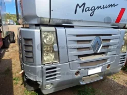 4#9023 Trattore stradale Renault Trucks Magnum 440.18