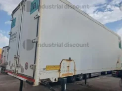 25#8641 Trattore stradale Scania e semirimorchi gruppi frigo