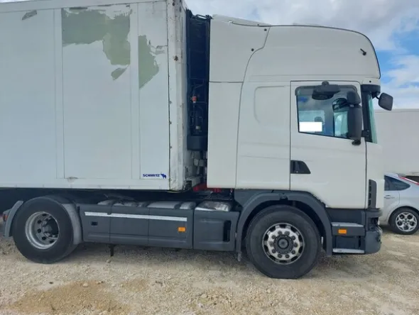 13#8177 Trattore stradale Scania e Semirimorchio isotermico Schmitz