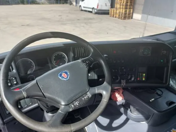 1#8641 Trattore stradale Scania R 580
