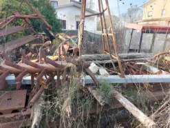 579#73951 Trattori agricoli e macchine dismessi