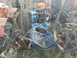 579#73951 Trattori agricoli e macchine dismessi