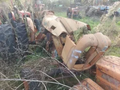 579#73951 Trattori agricoli e macchine dismessi