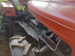 579#73951 Trattori agricoli e macchine dismessi